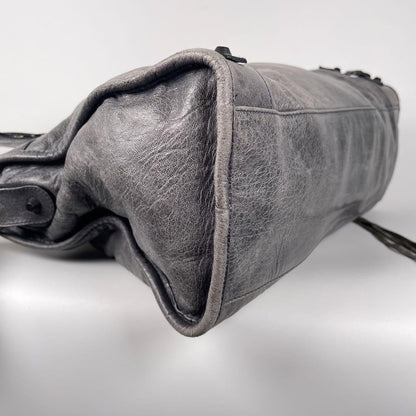 Genuine Pre-Owned Balenciaga Hand, shoulder bag gray leather