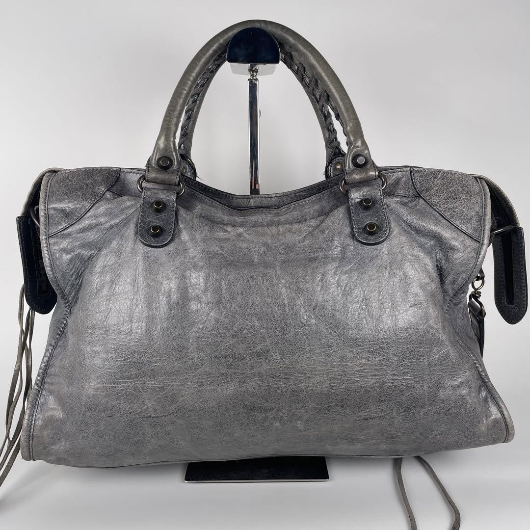 Genuine Pre-Owned Balenciaga Hand, shoulder bag gray leather
