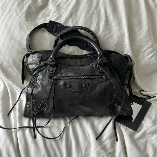 🏵️ Pre-owned Authentic vintage balenciaga city bag 🏵️