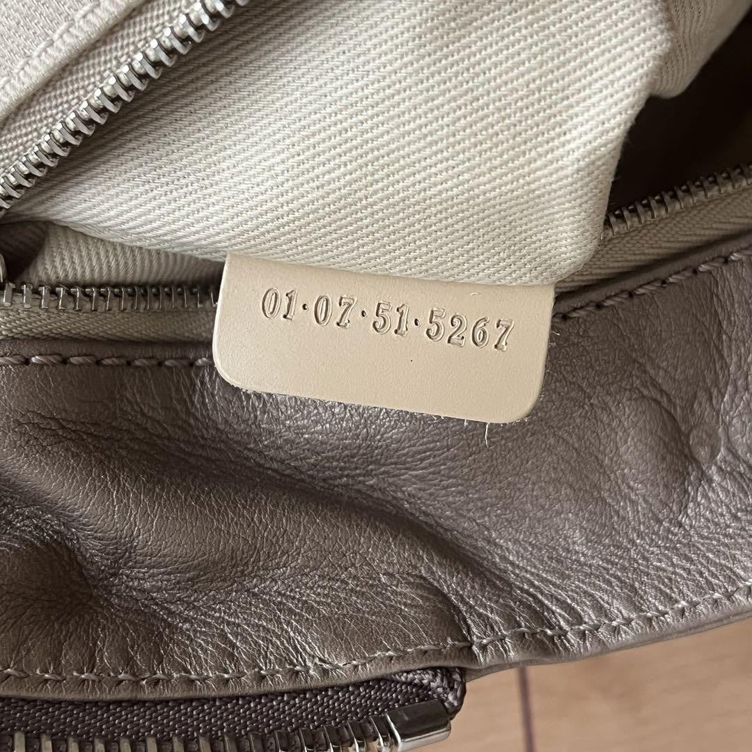 Genuine Pre-Owned Beautiful Chloe Paddington padlocked tote bag beige leather