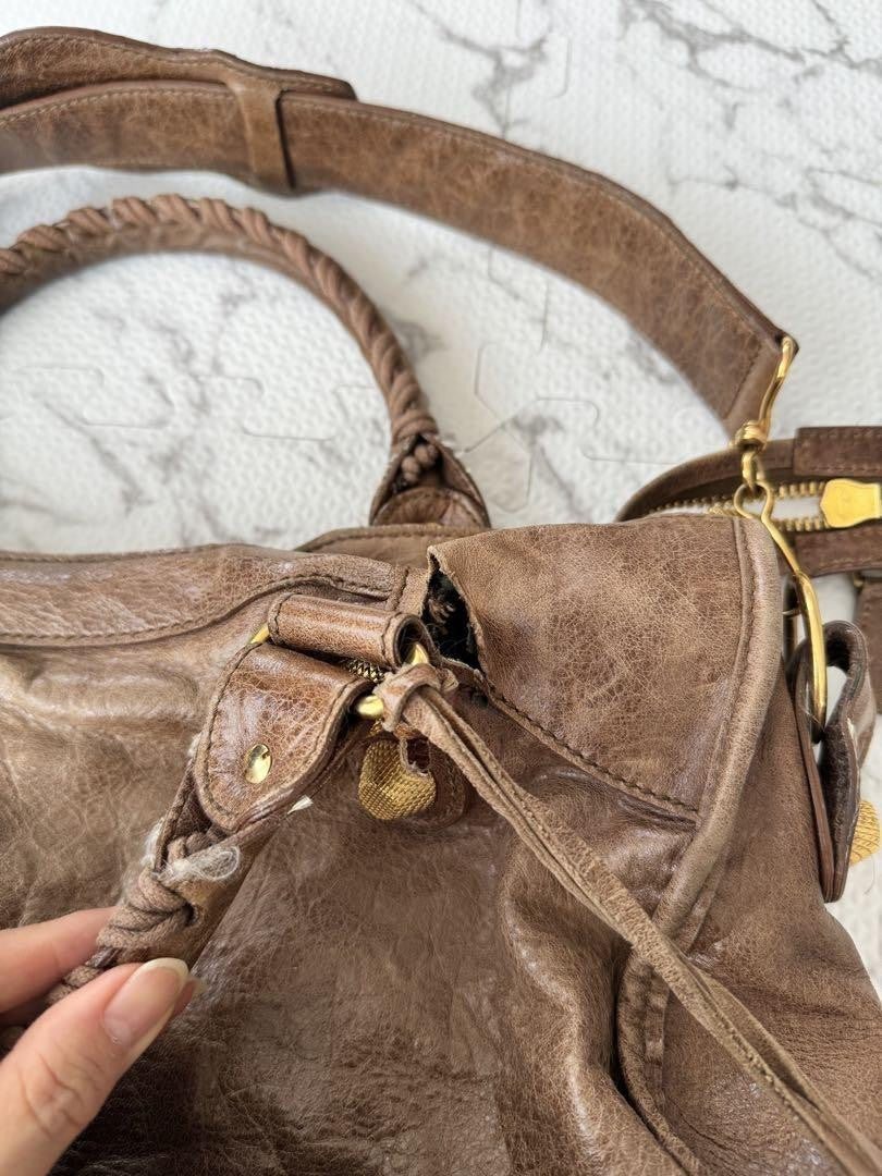 Genuine Pre-Owned Balenciaga City Medium size brown