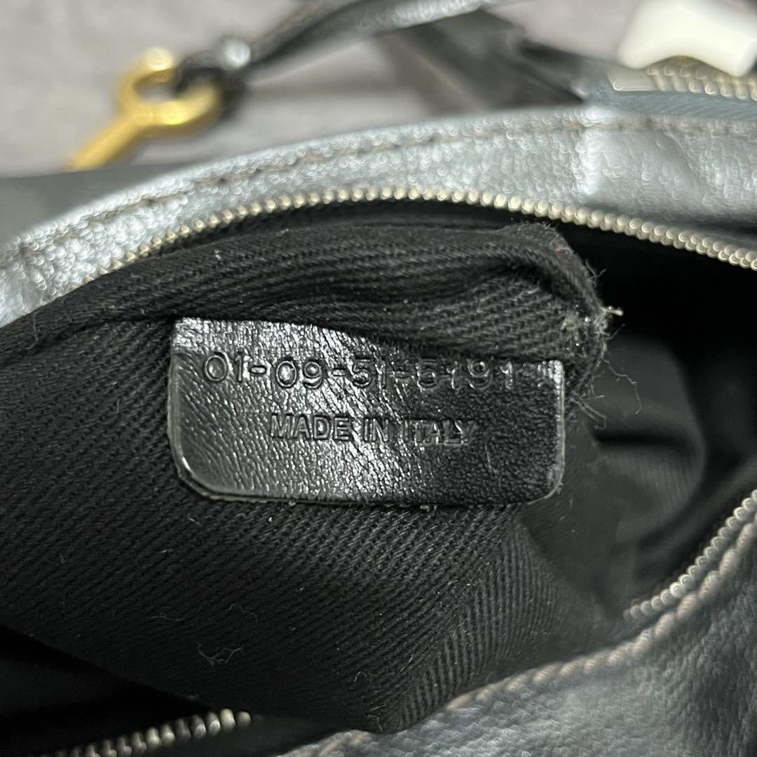 Genuine Pre-Owned Beautiful Chloe Paddington handbag padlock metallic gray